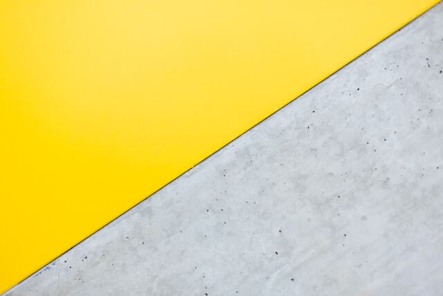 split yellow gray